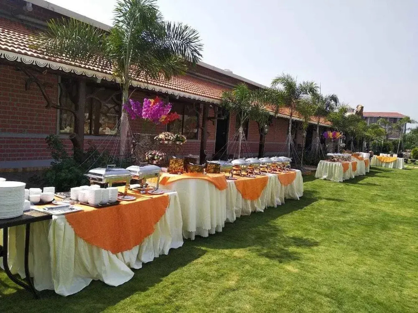 G K Hill View Resort