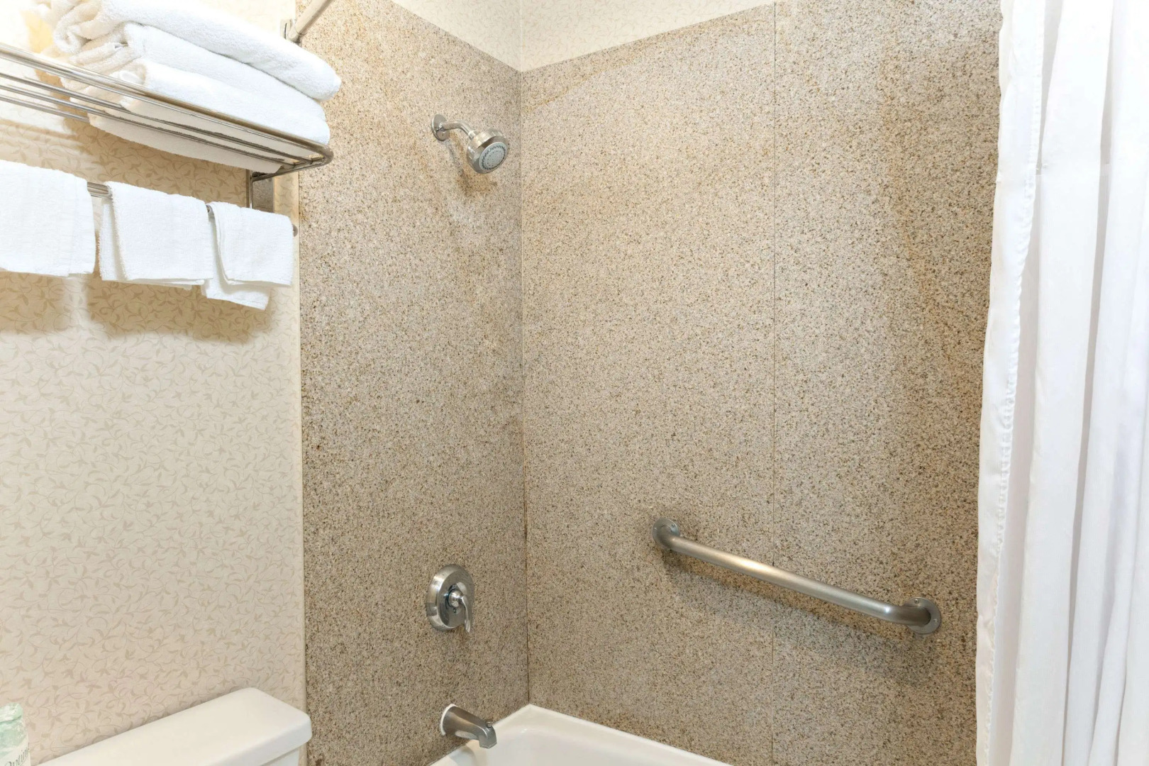 Days Inn by Wyndham Alhambra CA