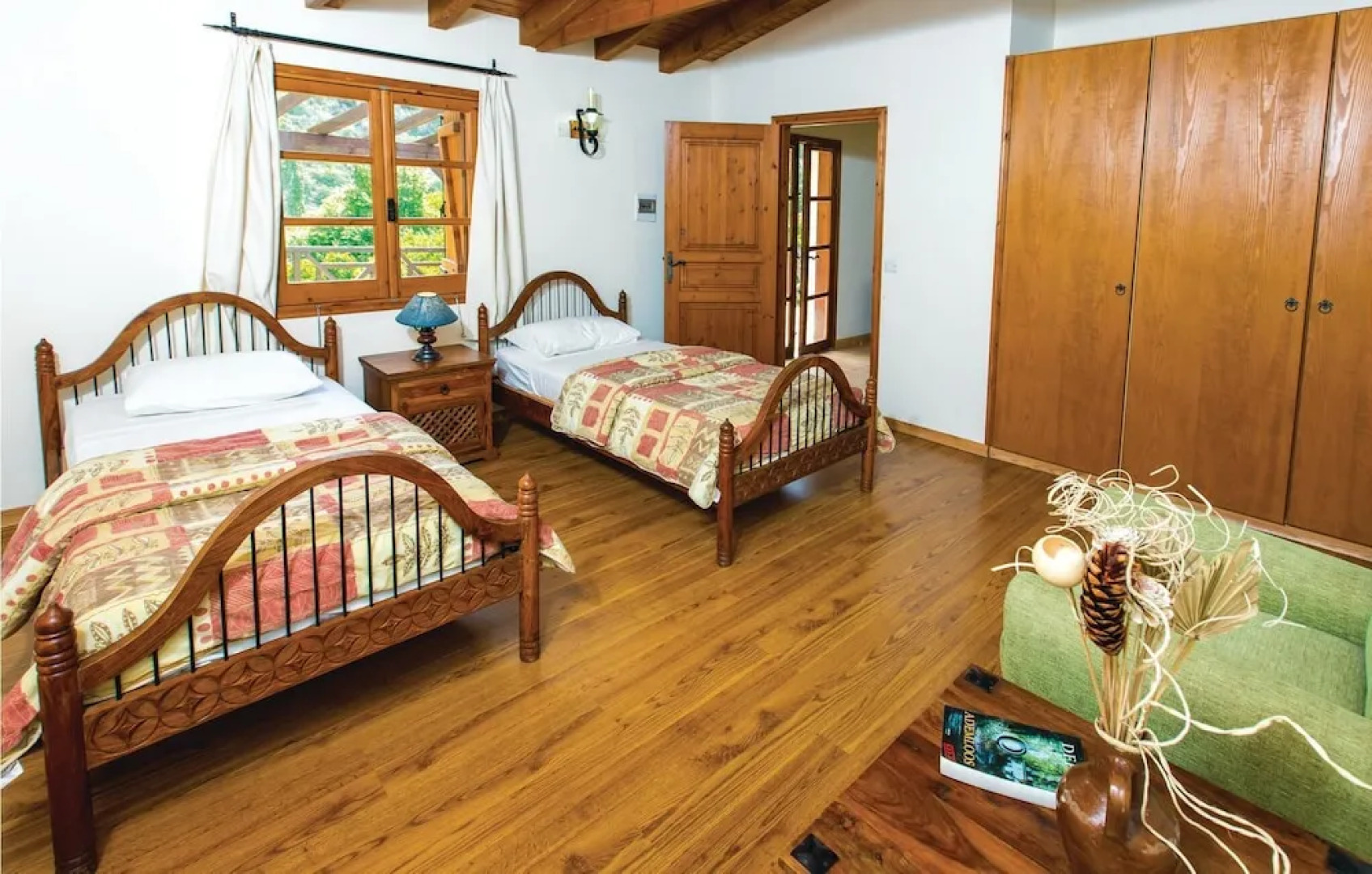 Beautiful Home in Miliou Paphos With 3 Bedrooms, Outdoor Swimming Pool and Swimming Pool