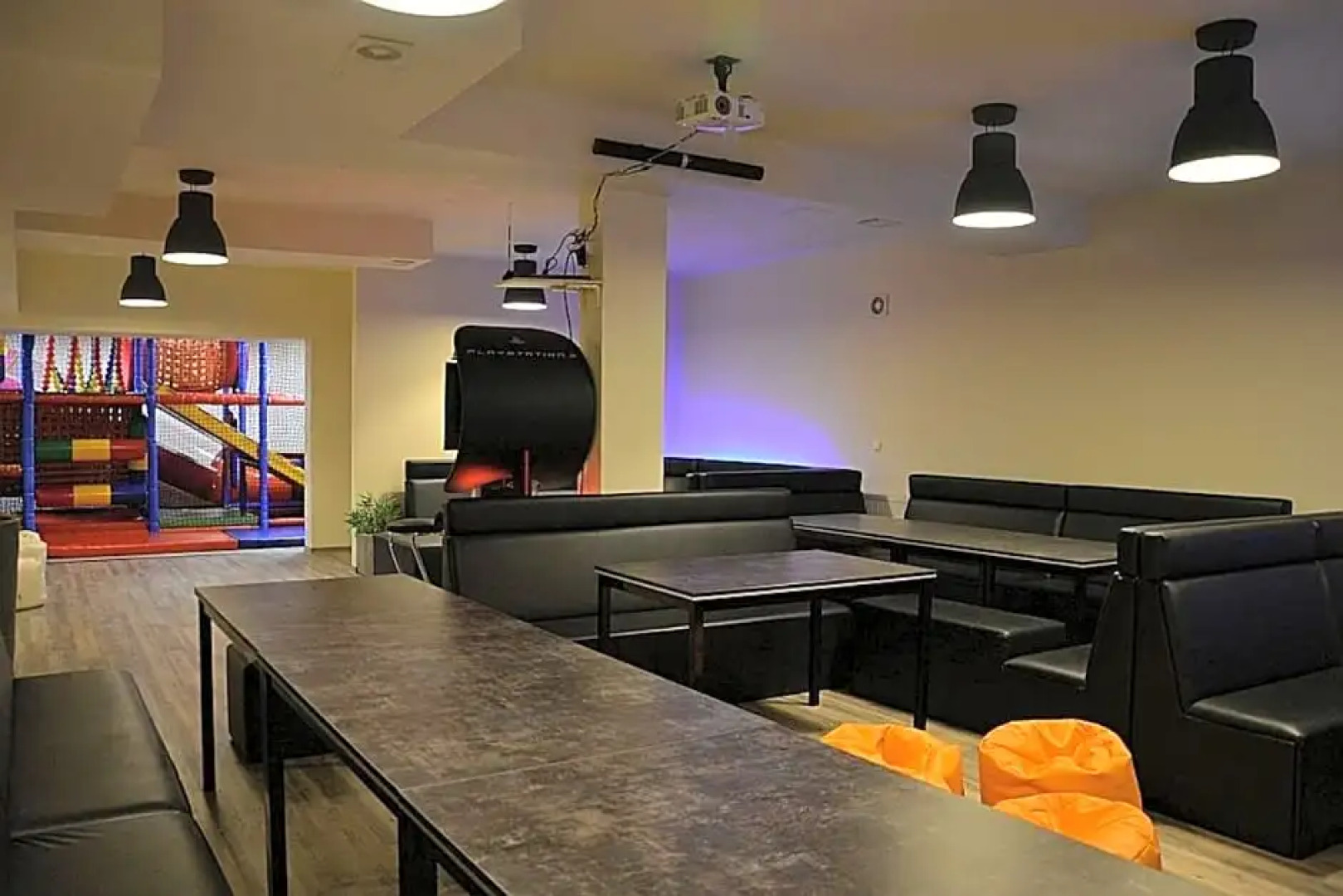 Pensjonat i Restauracja Laguna