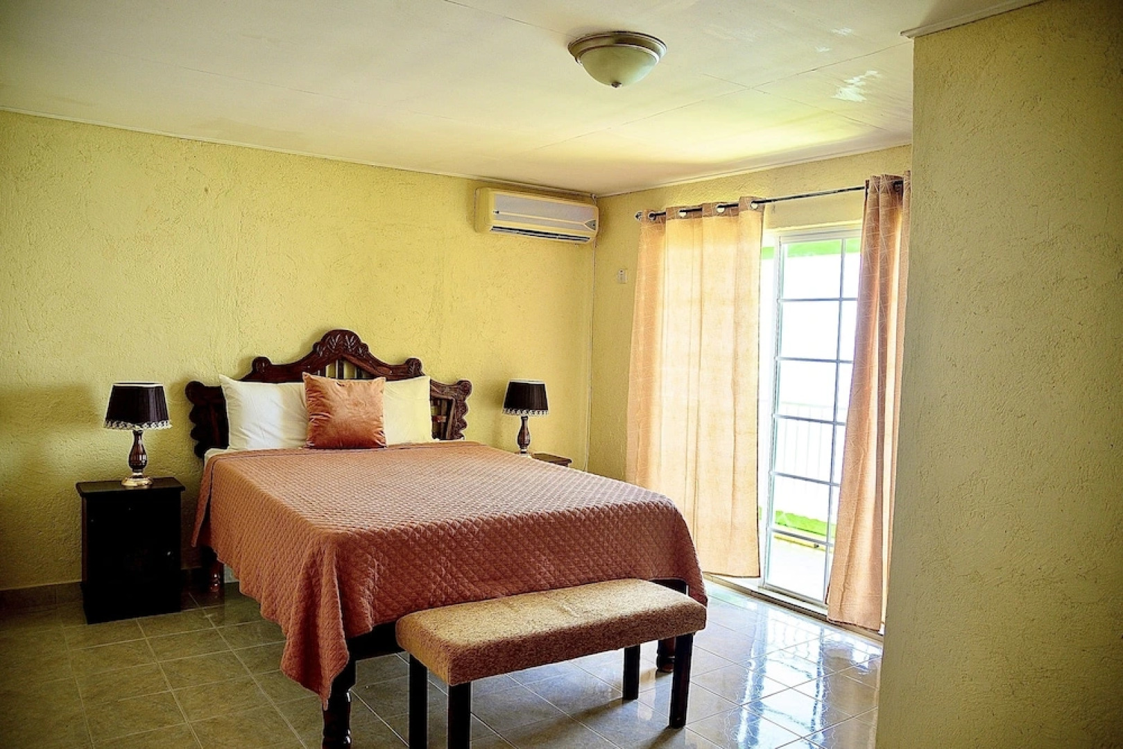 Sea Coast Inn & Suites