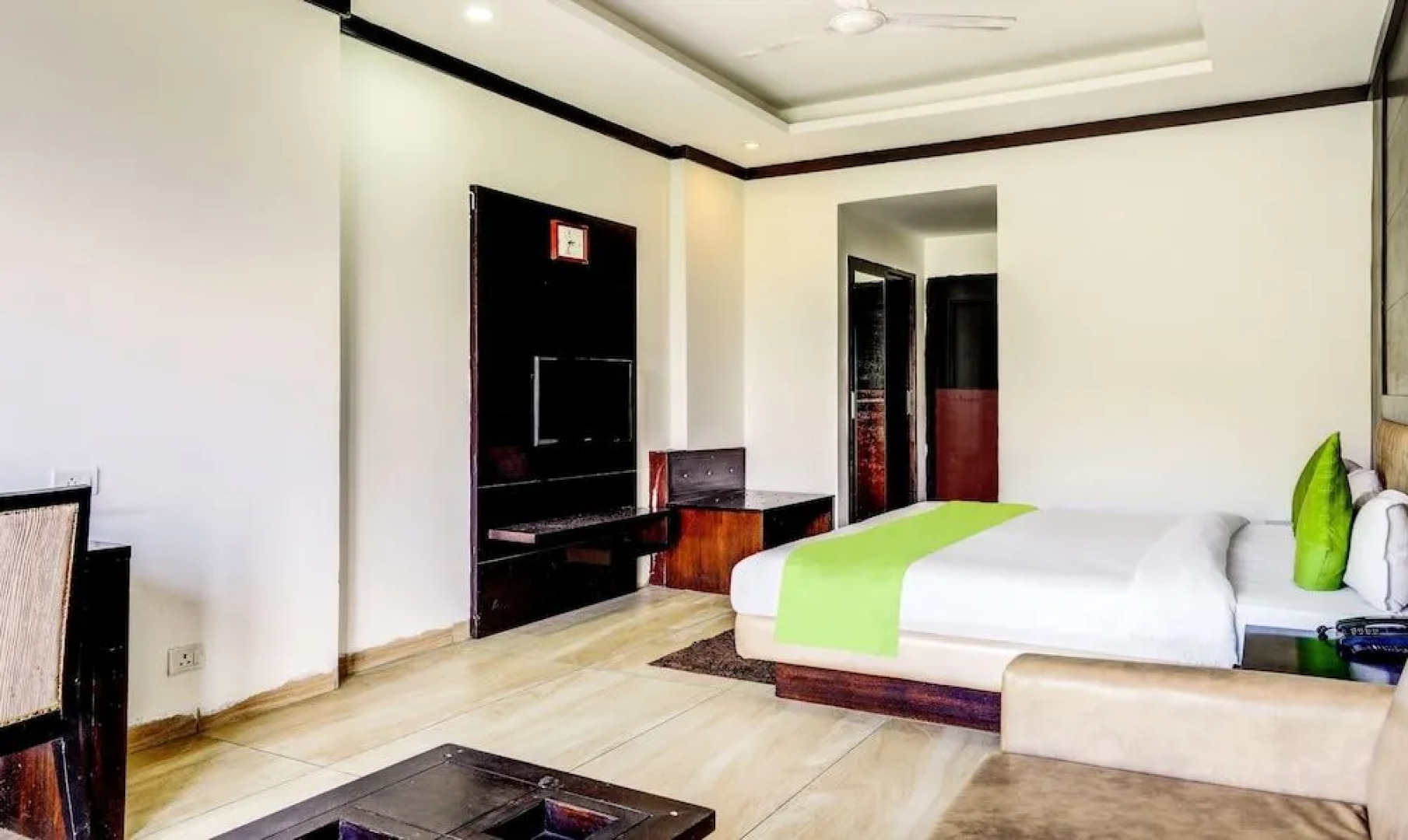 Treebo Trend Royal Mansion