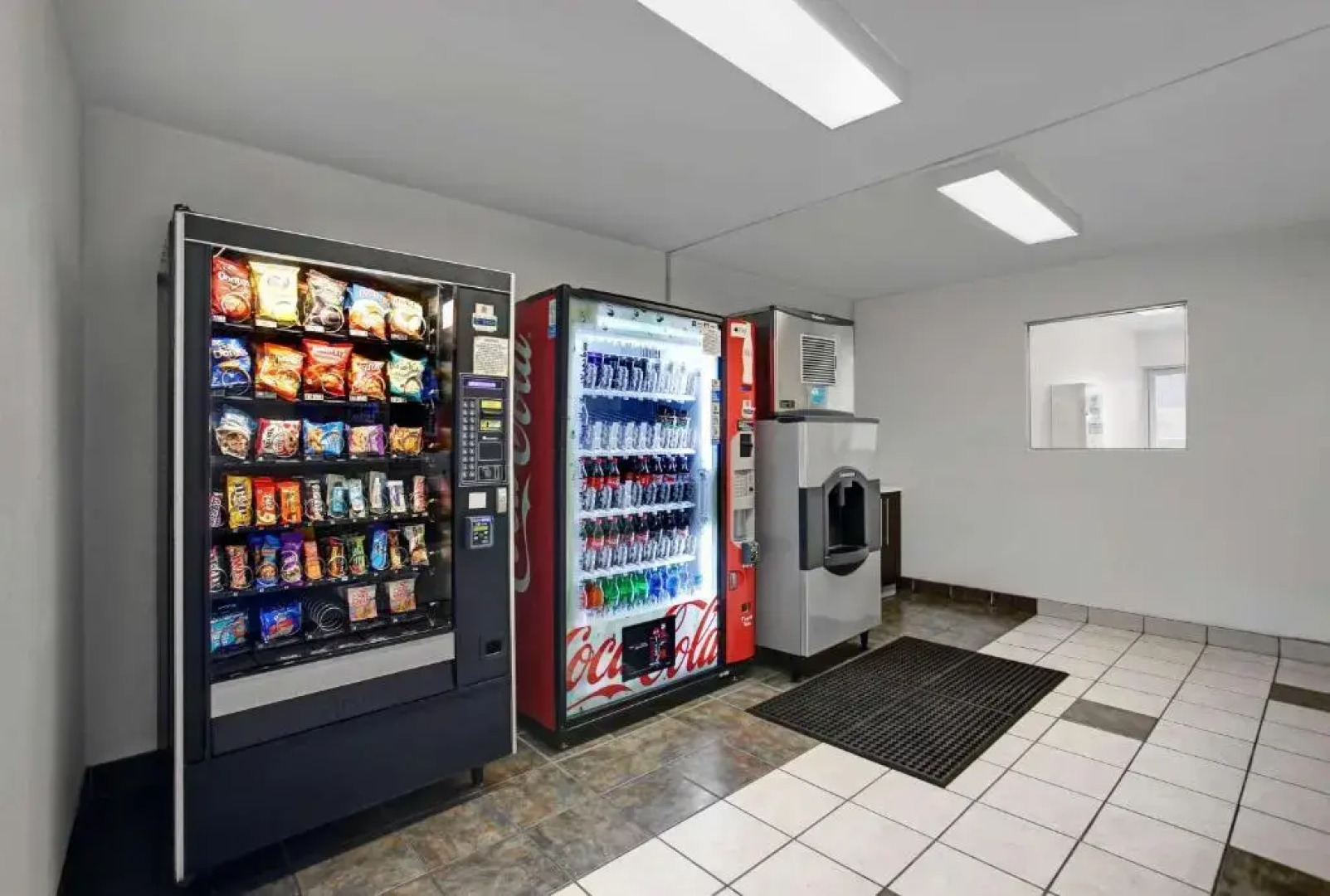 Super 8 by Wyndham Santa Clara