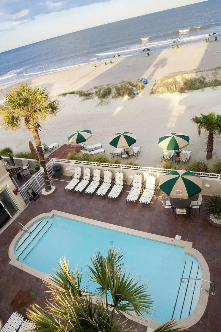 DeSoto Beach Hotel