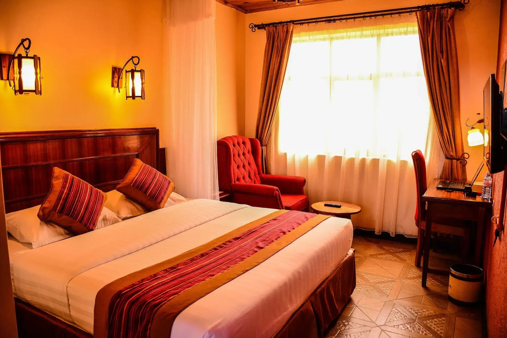 Seasons Airport Hotel