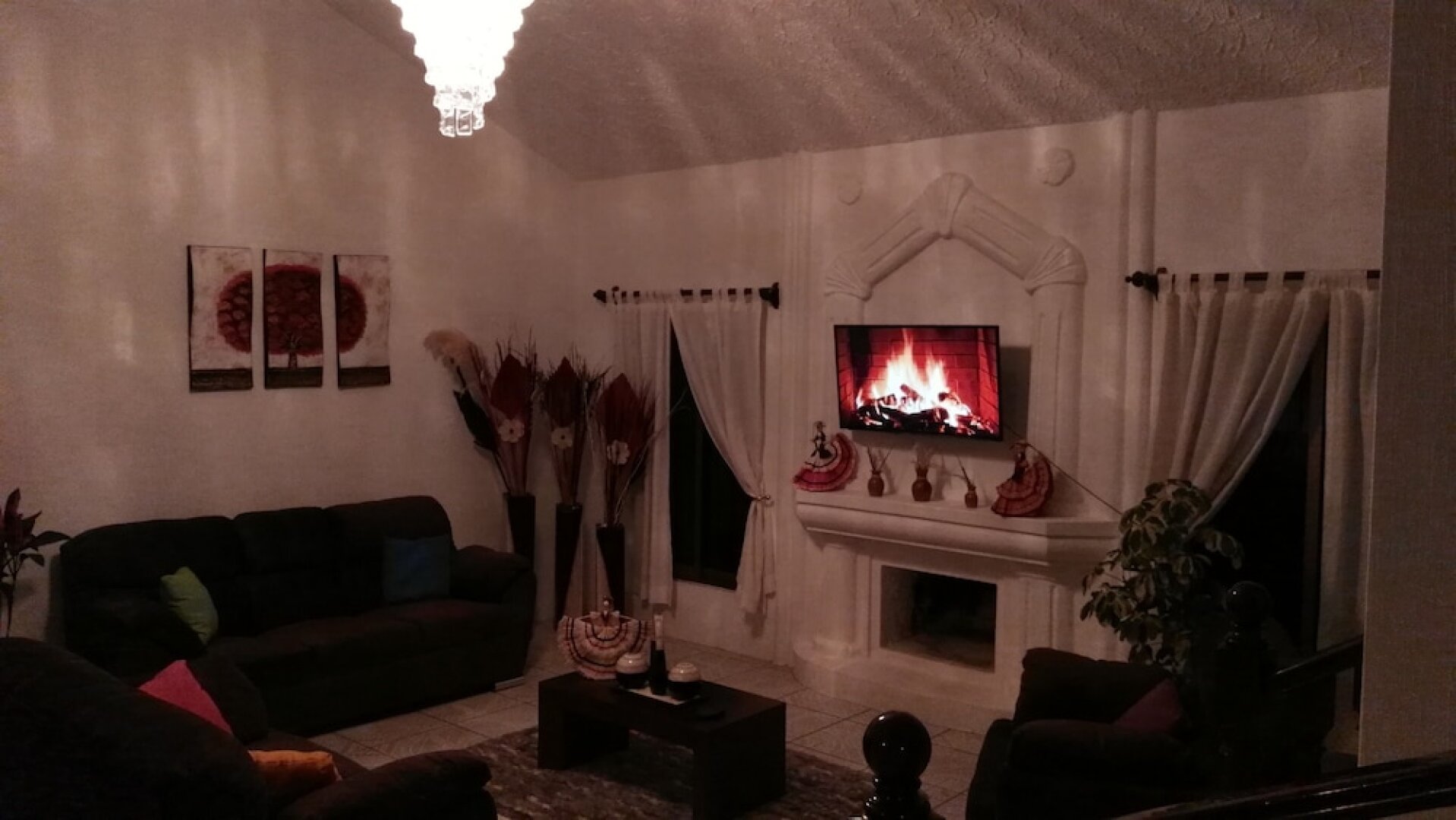 Lia Ajijic - Lakeside B&B