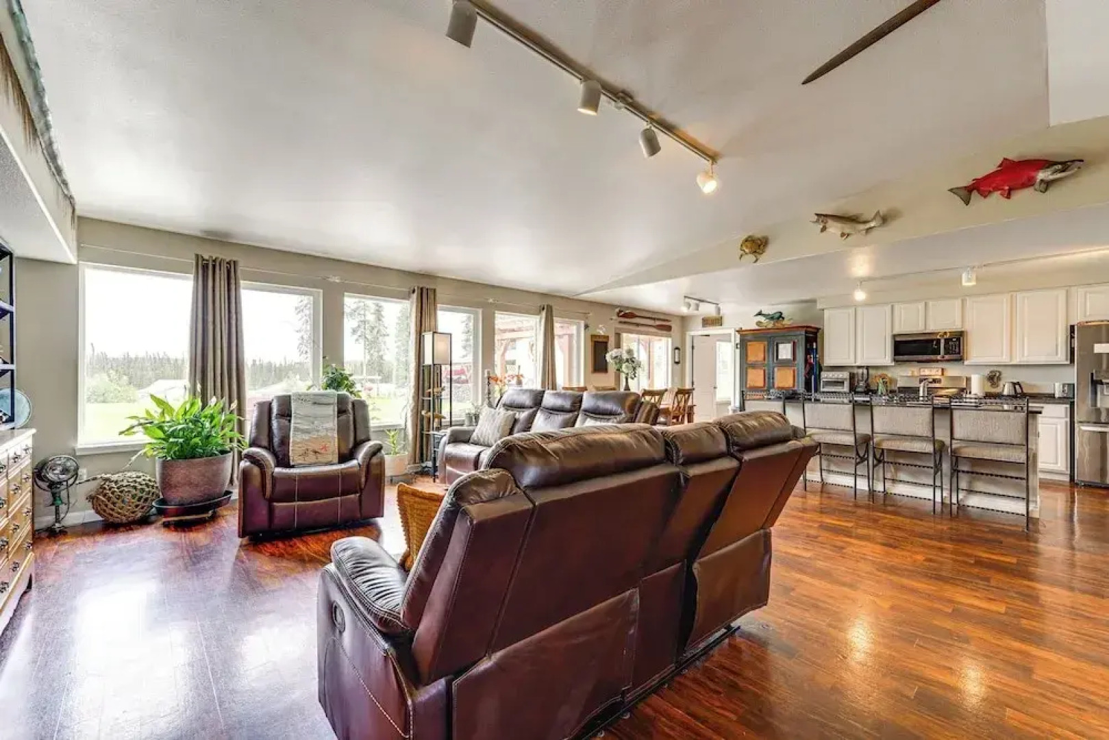 Soldotna Home w/ Yard, Walk to Kenai River!