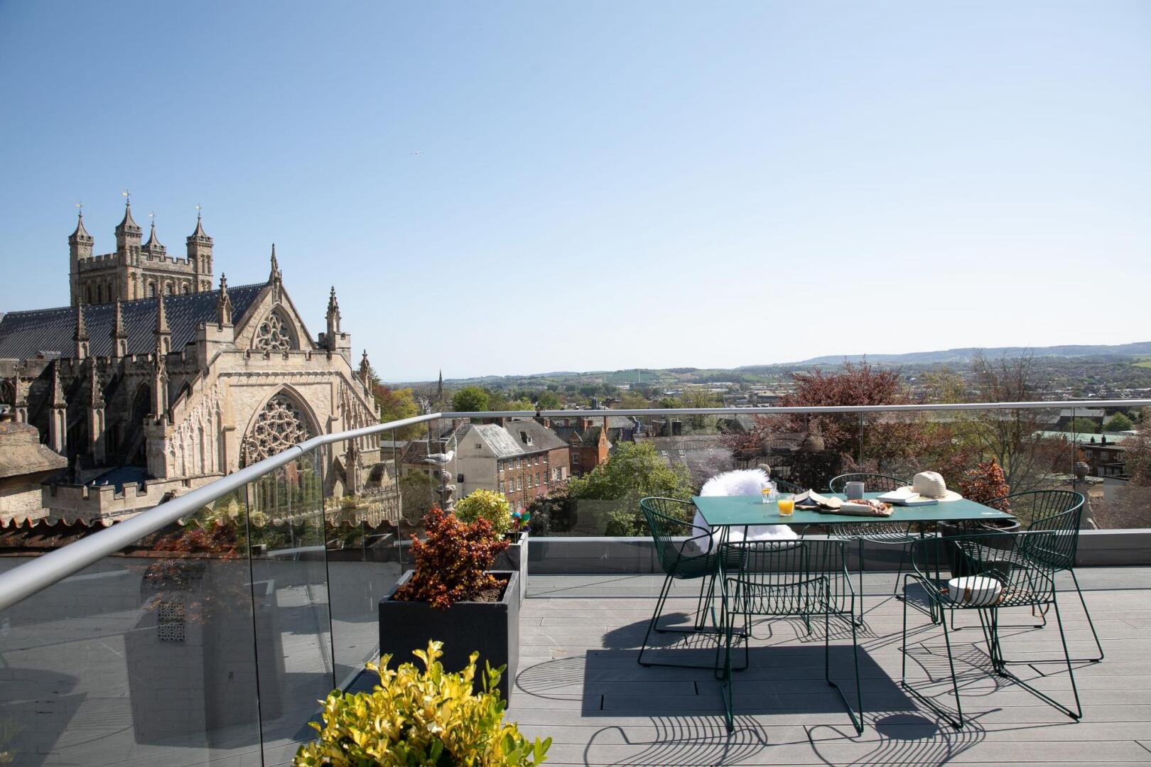 The Penthouse - With 360 Private Terrace Views of the Cathedral and Exeter City
