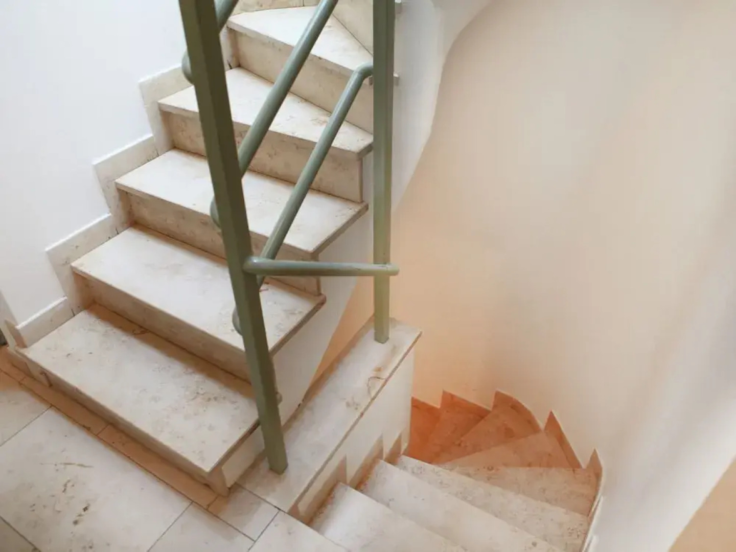 Sunny Bredene Stay by Sea