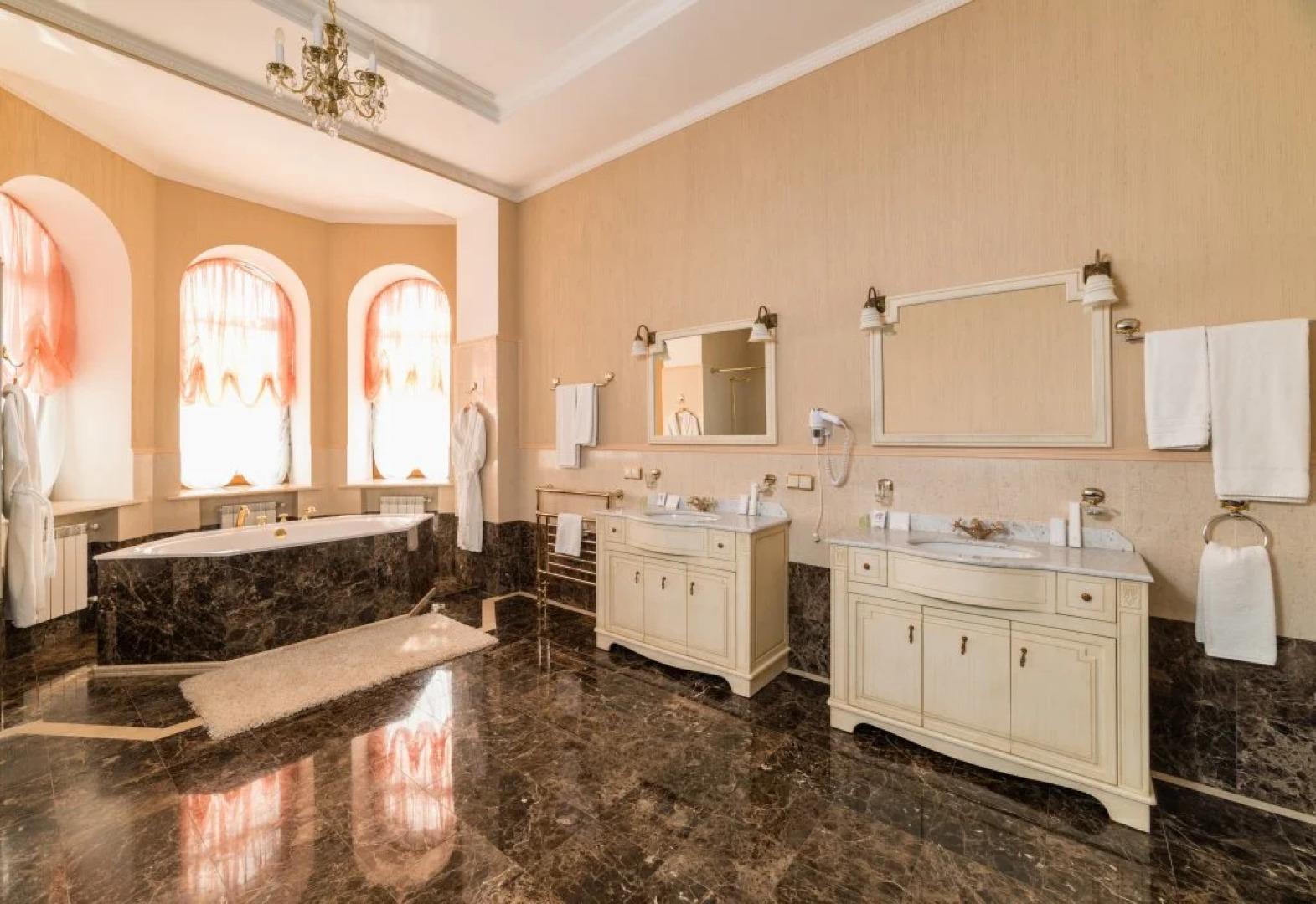 KNZS Hotel - restaurant Complex Central Park