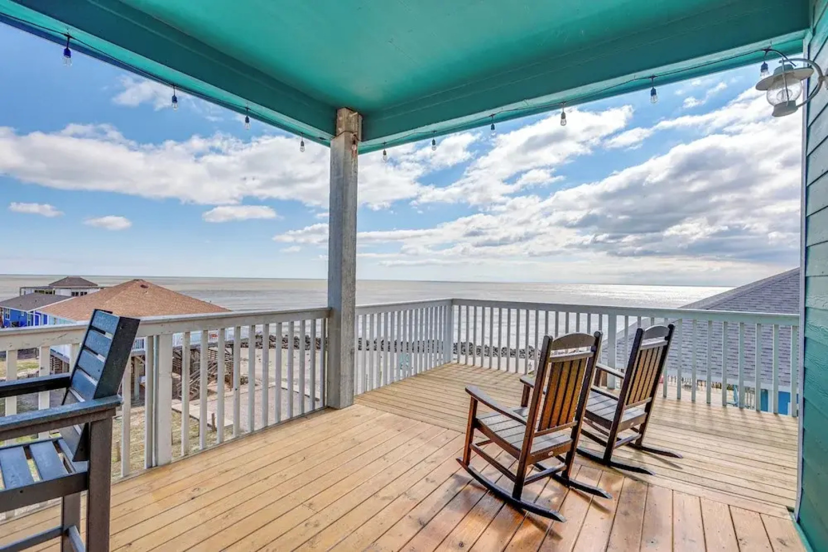 'footprints in the Sand' - Luxe Freeport Home!