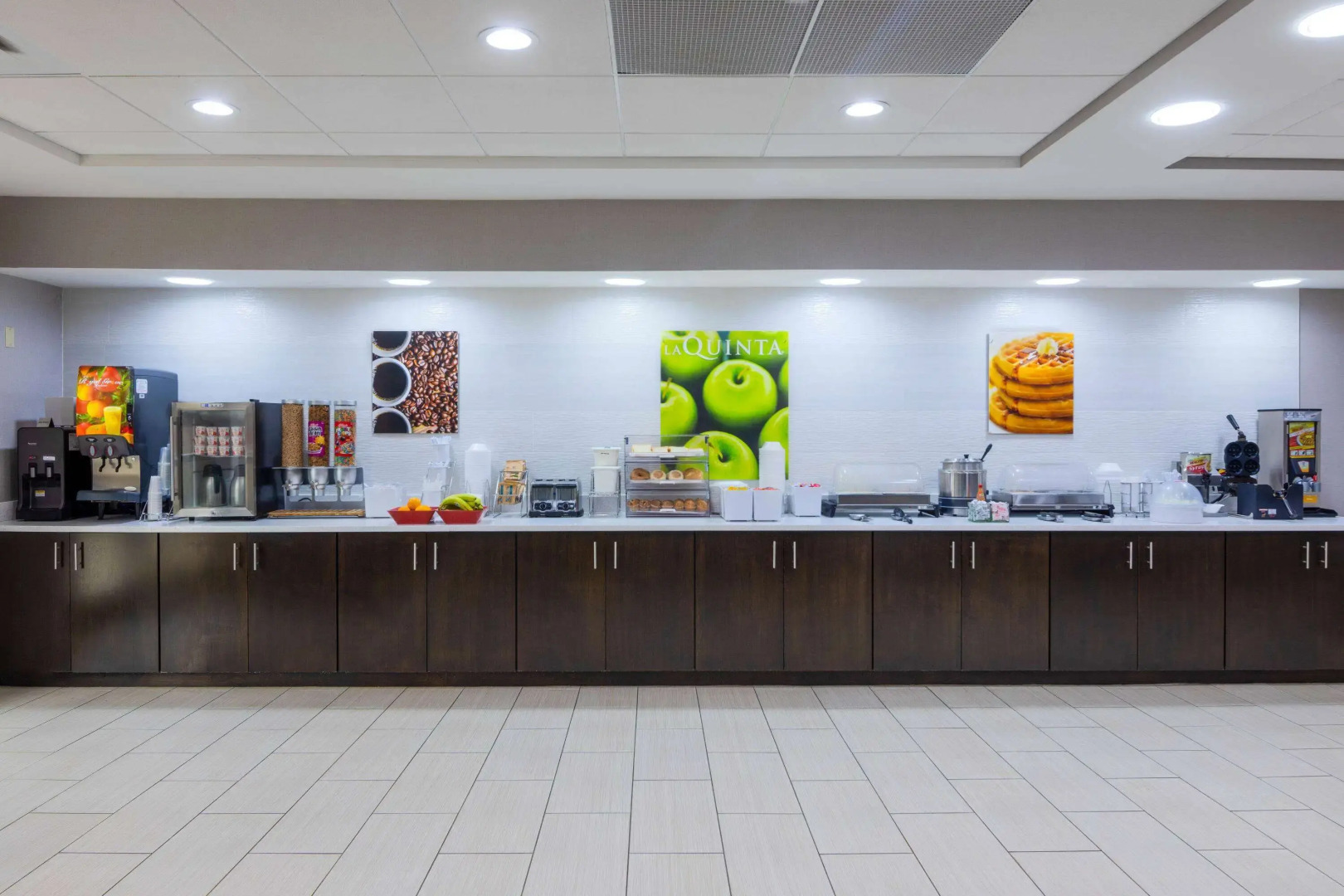 La Quinta Inn & Suites by Wyndham Kennesaw