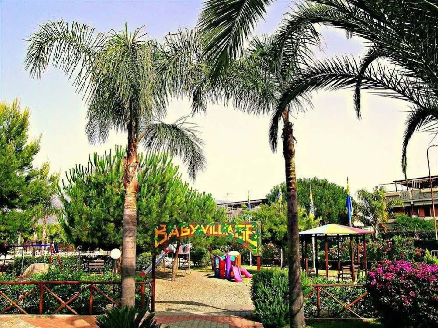 Fondachello Beach House 1