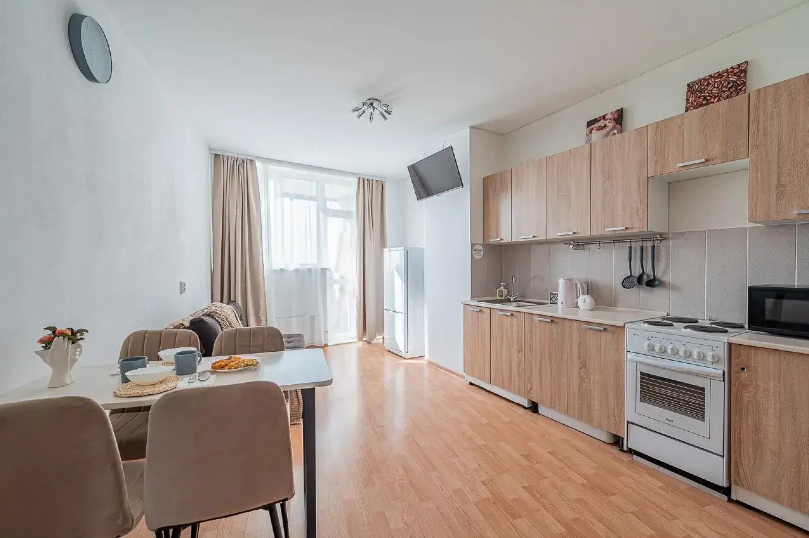 Хорошего дня на улице Феофанова