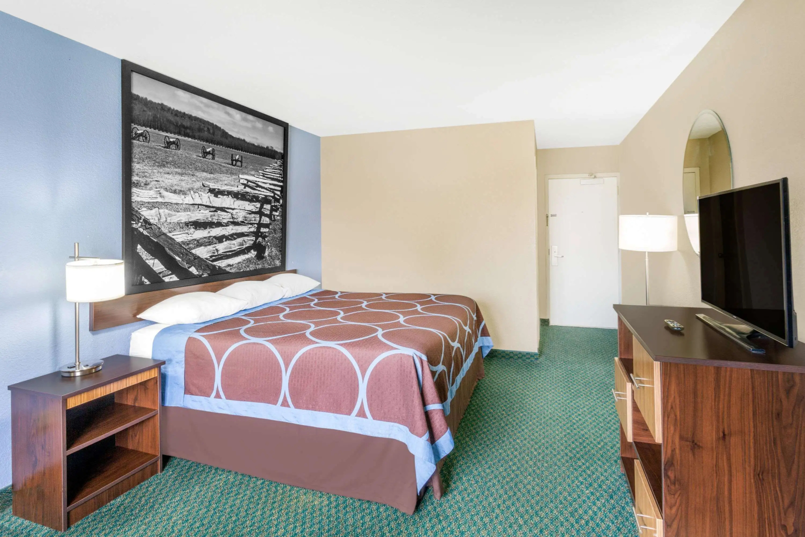 Super 8 by Wyndham Bentonville