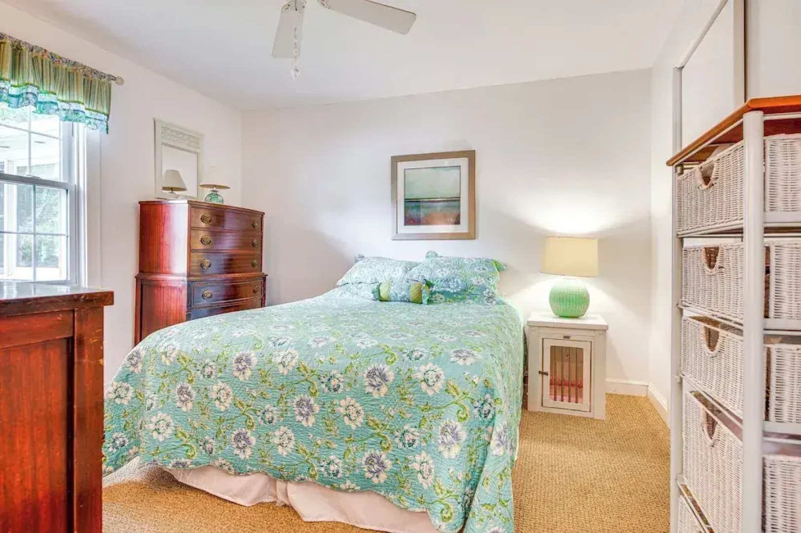 Walk to Goose Rocks Beach: Quiet Townhome w/ Patio