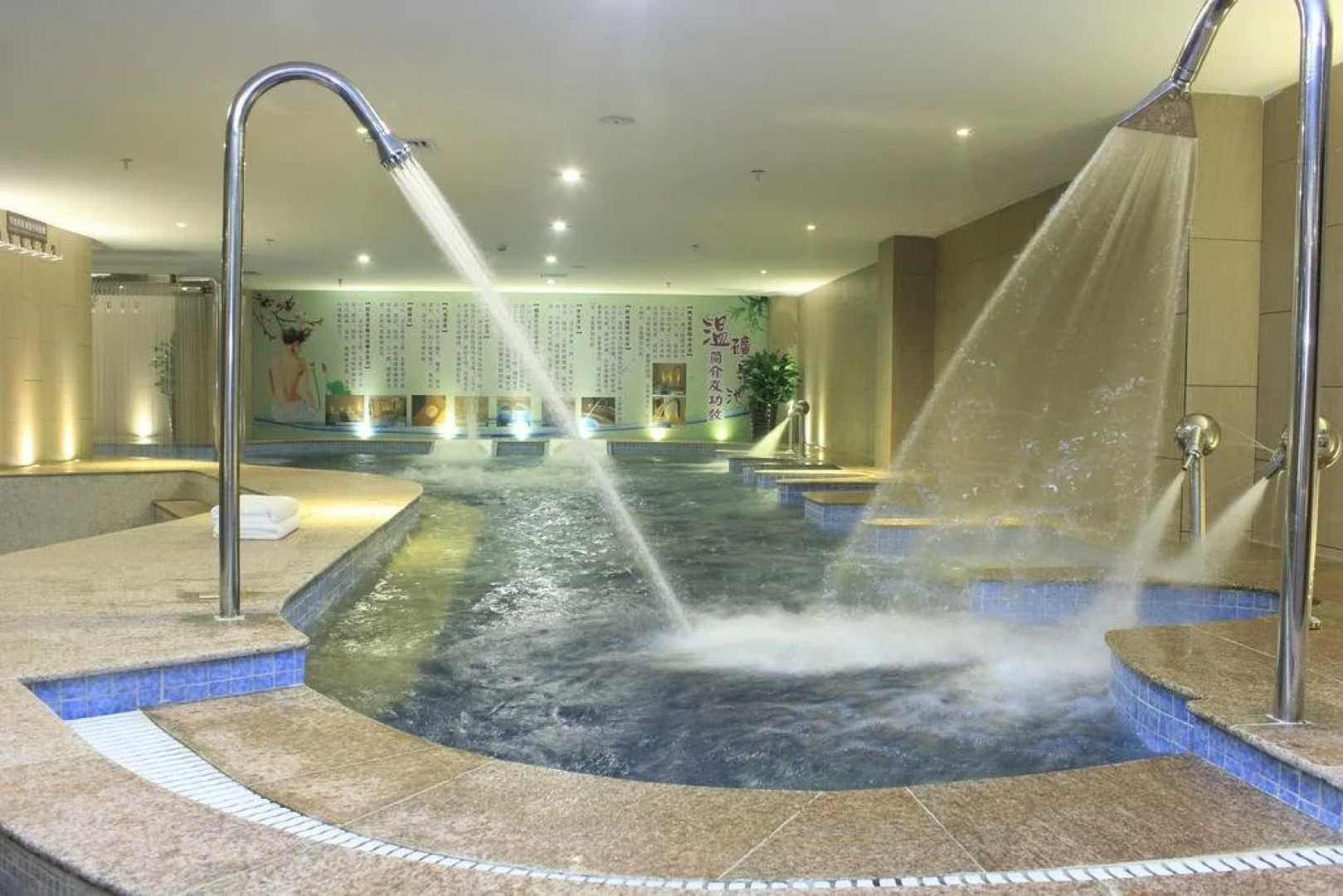 Lixin International Hotel