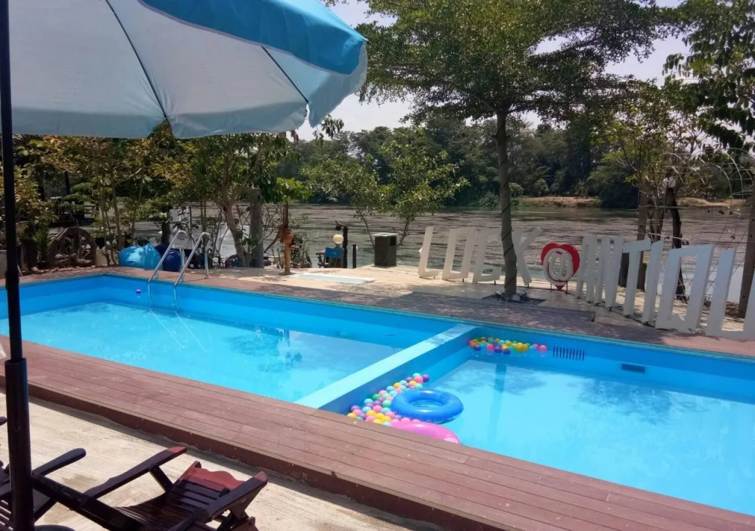 The Antique Riverside