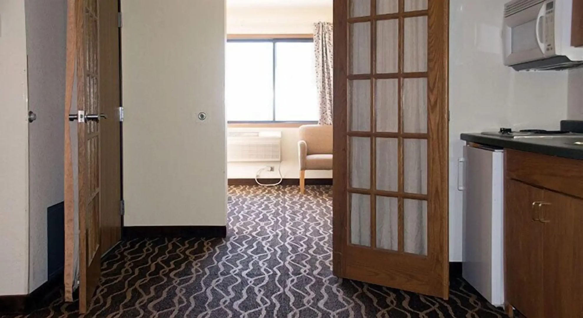 Boarders Inn & Suites by Cobblestone Hotels - Wautoma