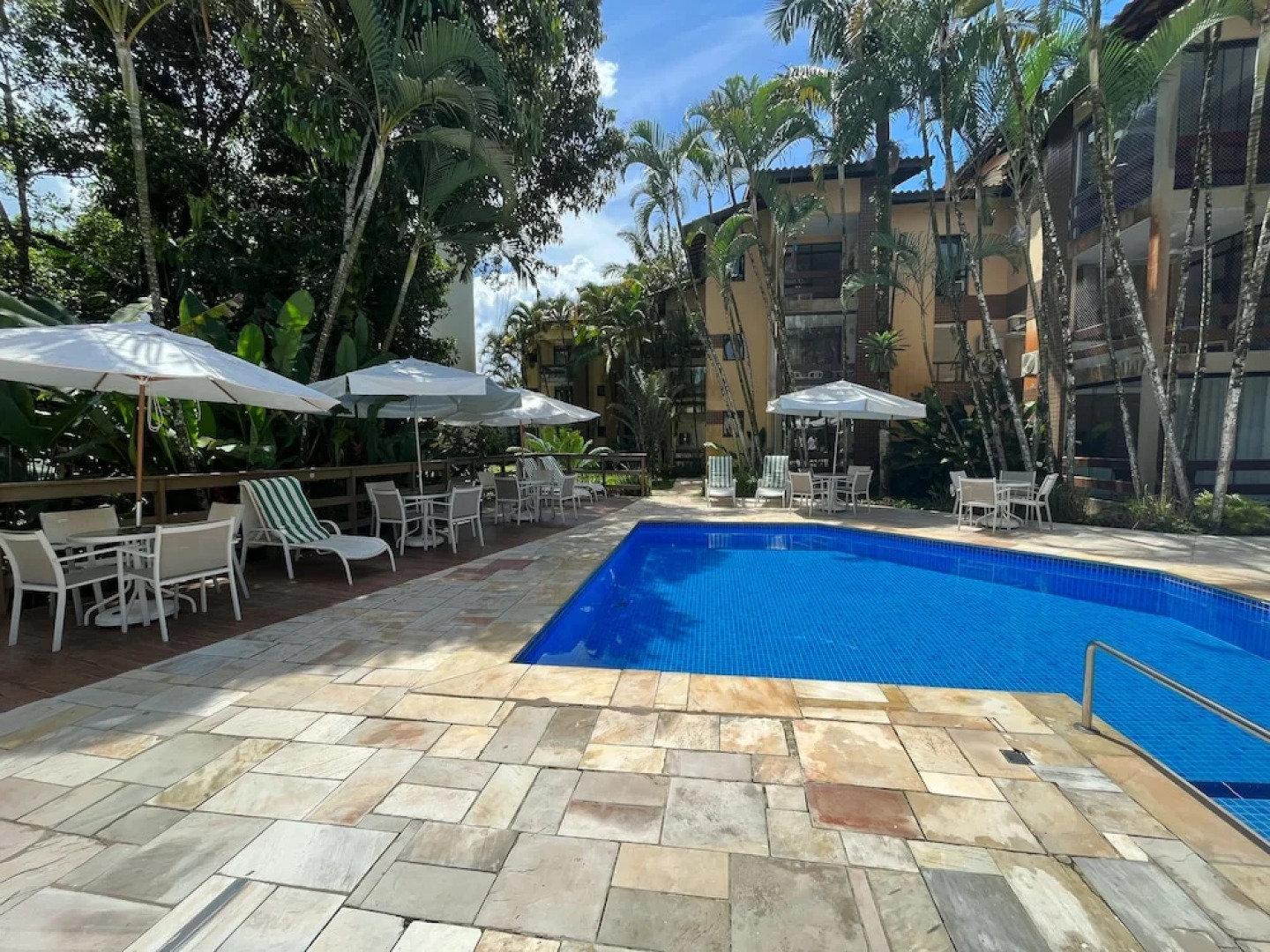 Riviera Green Residence