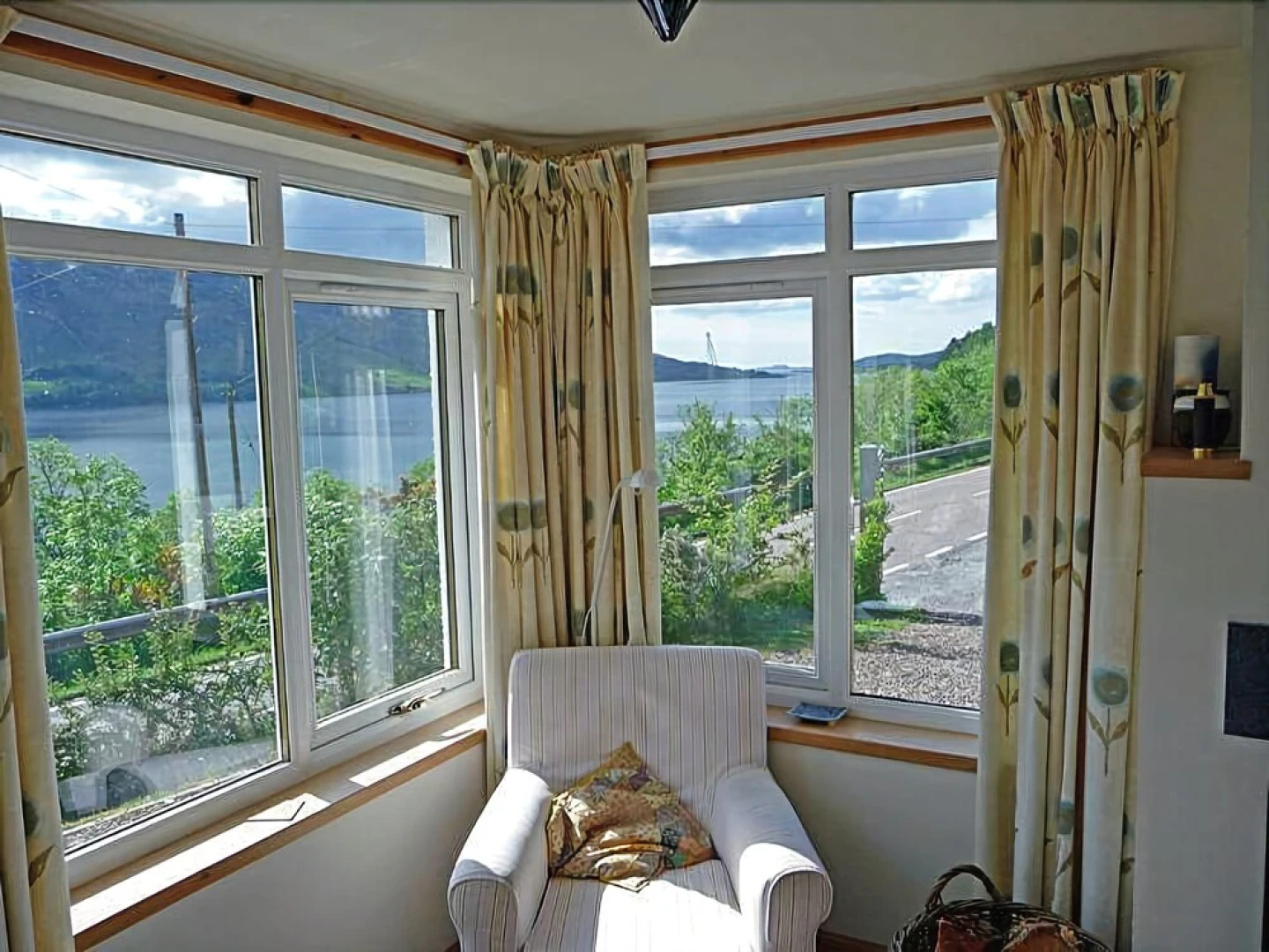 Broomview Cottage Bed & Breakfast