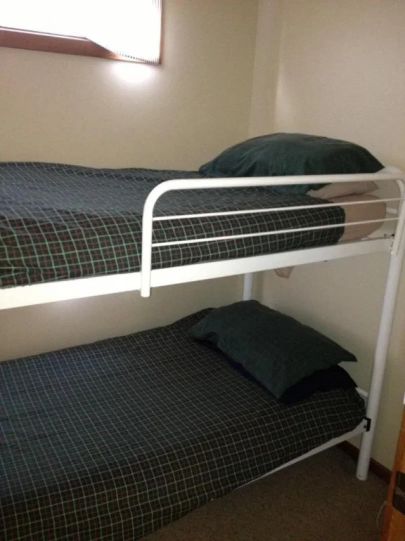 Parndana Hotel Cabins