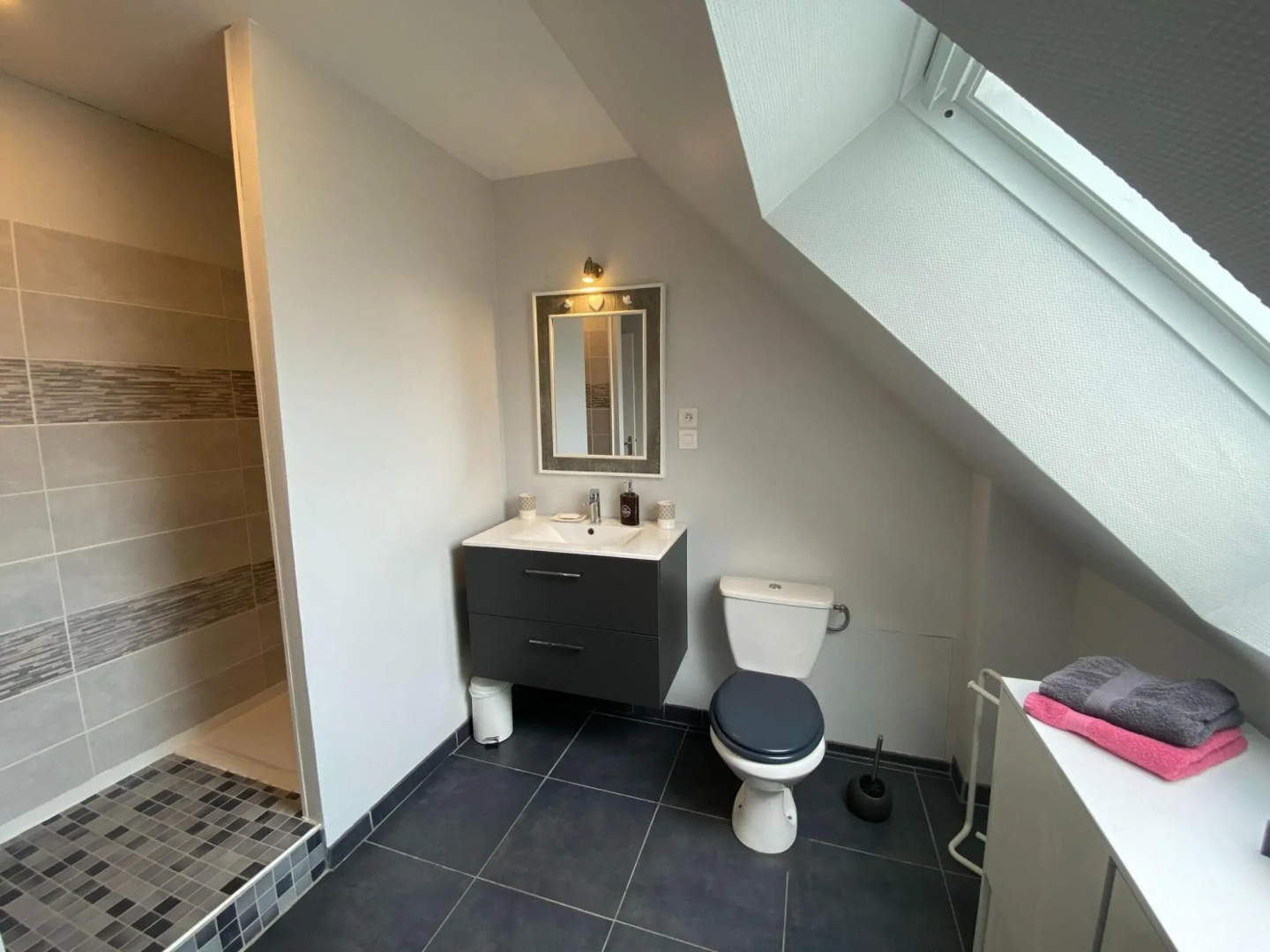 Holiday Home in Normandy Near Sandy Beaches