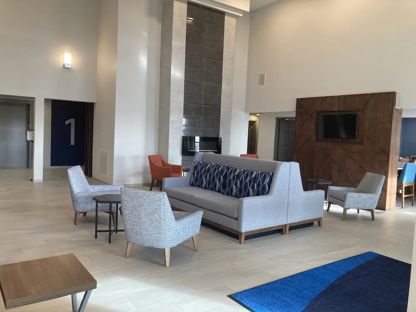 Holiday Inn Express And Suites Port Washington