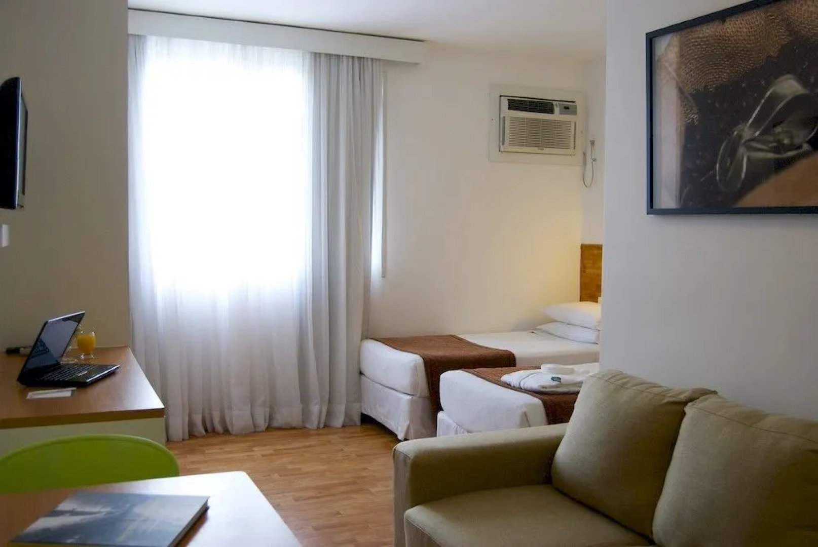Campus Flat by Vision Vespasiano