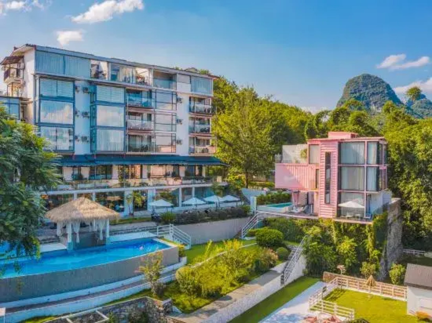 Yangshuo shulin listen to rain · Net red ranch hotel