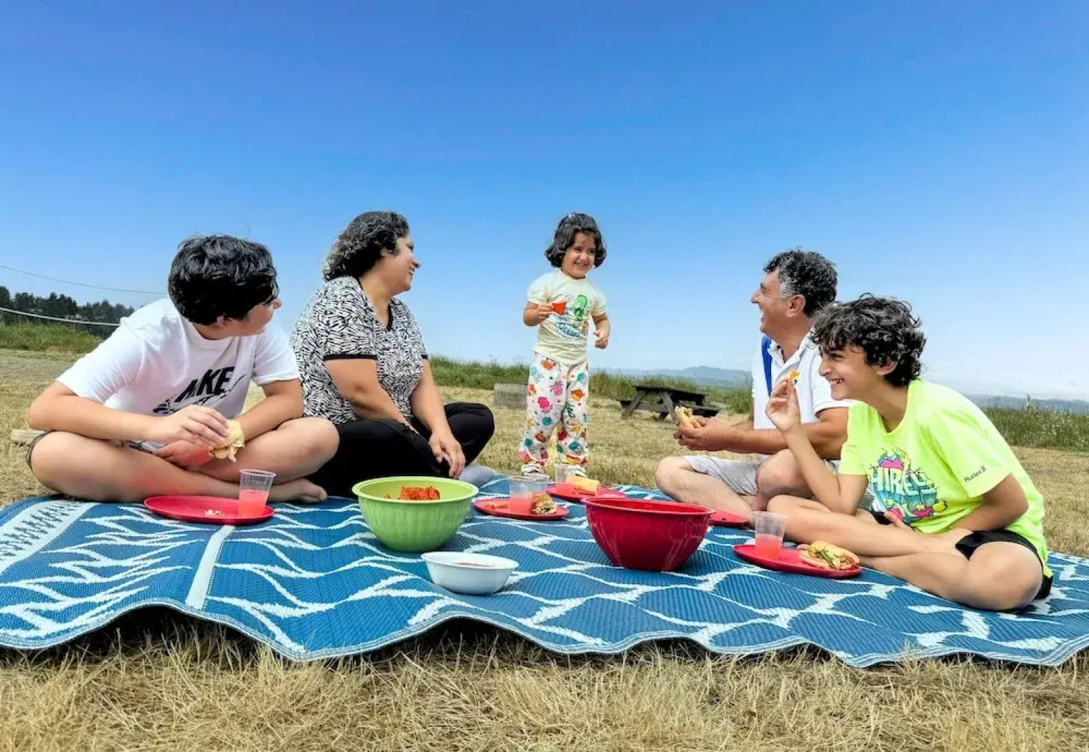 Sea Edge Beachside Hotel