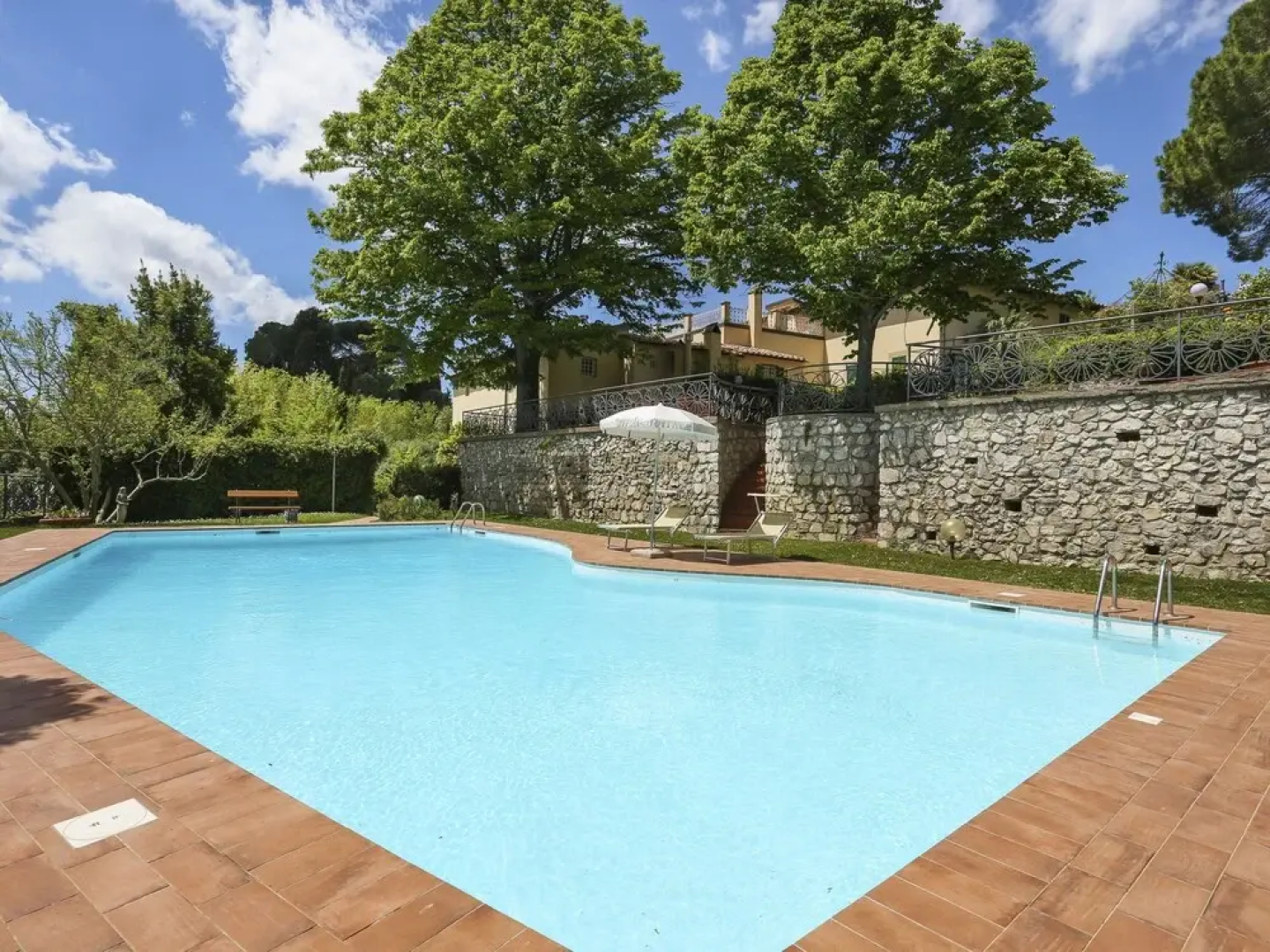 Villa La Guardia Vecchia Crespina Lorenzana