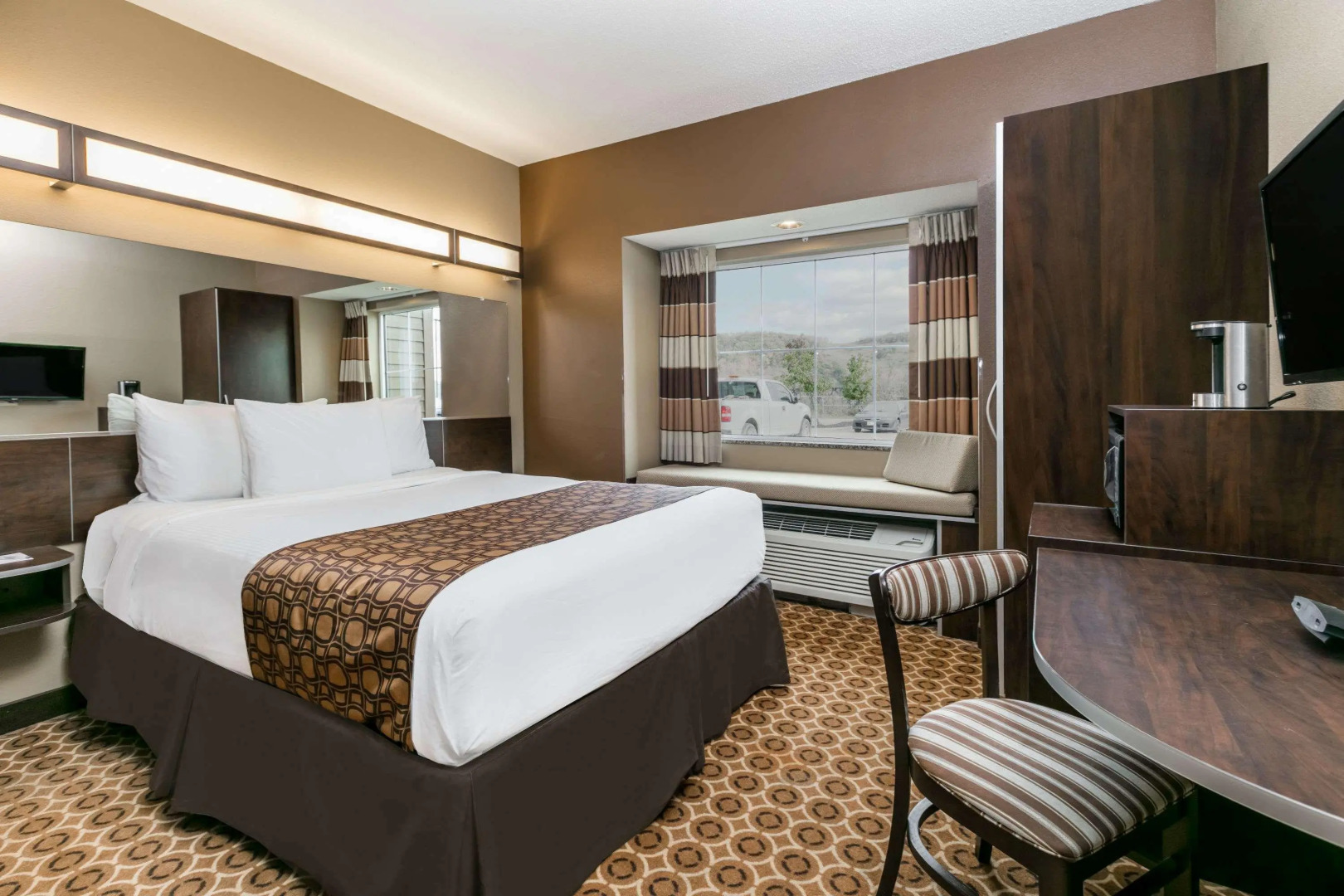 Sleep Inn & Suites Steubenville at the University