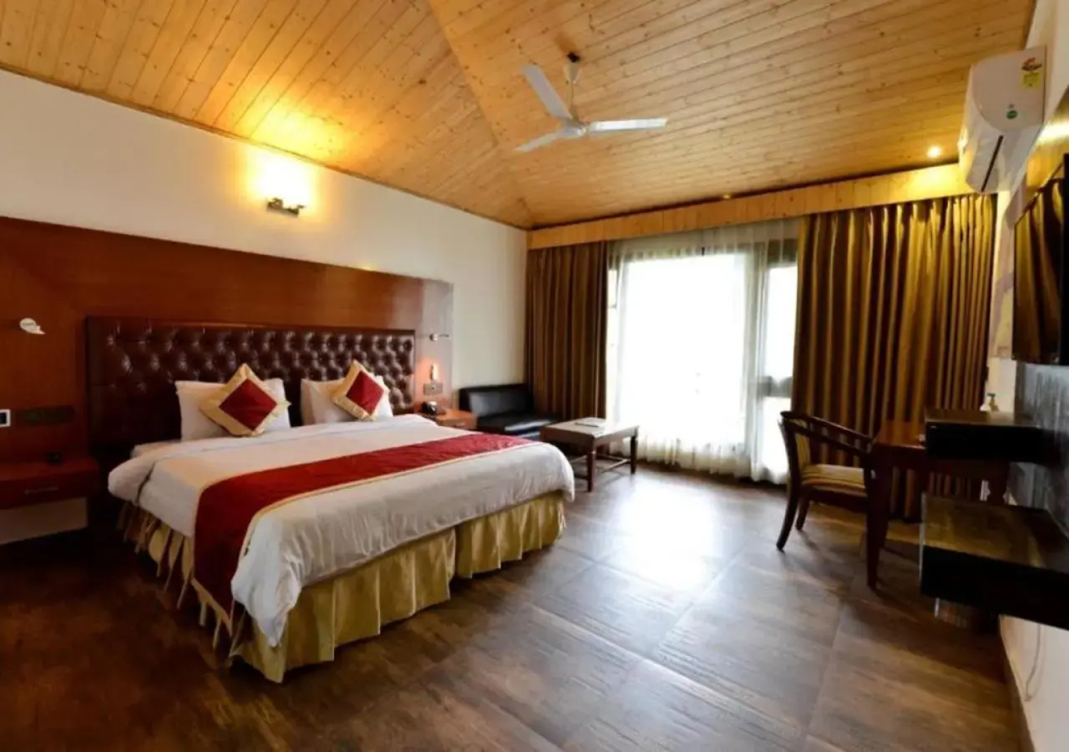 Kasauli Hills Resort