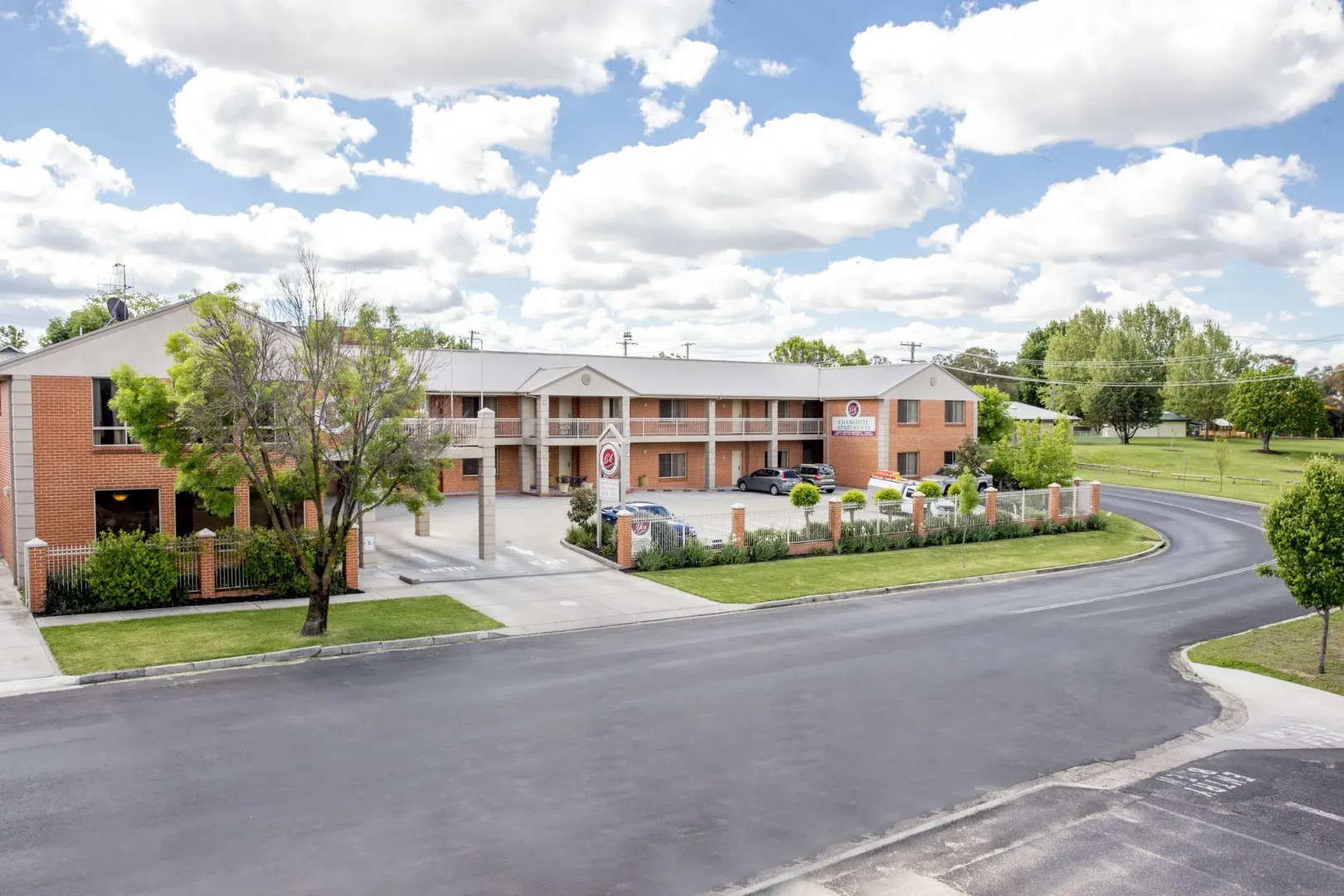 Charlotte Apartments