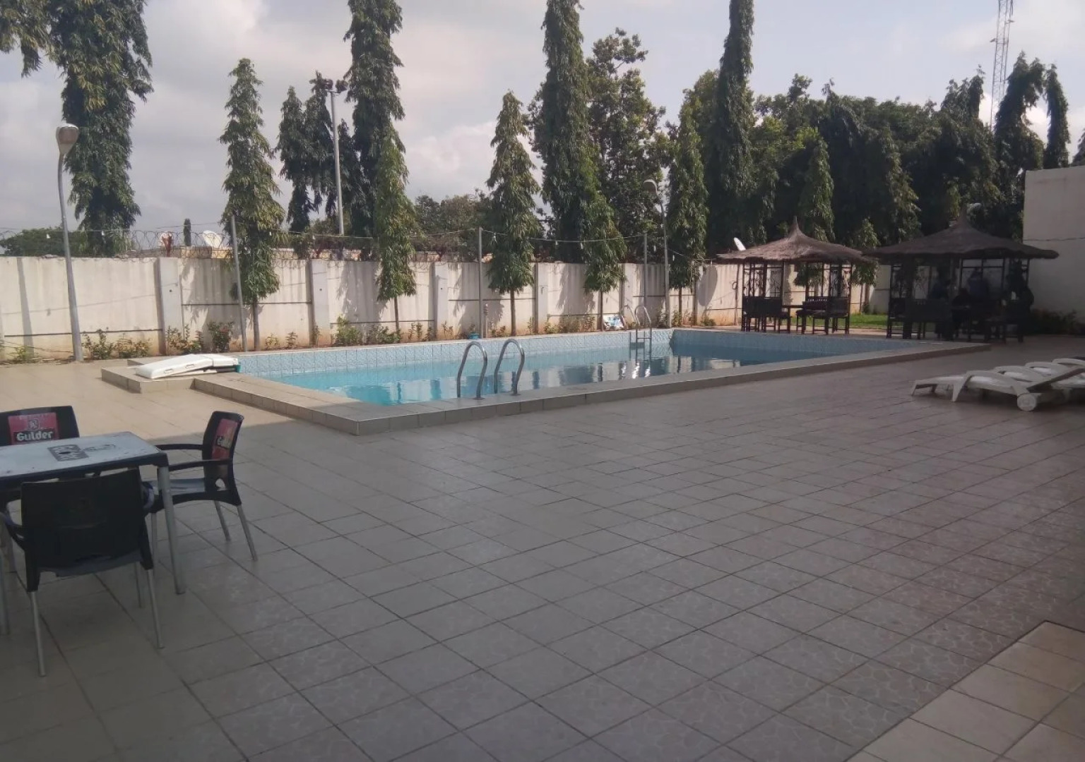 Kapital Klub & Apartments