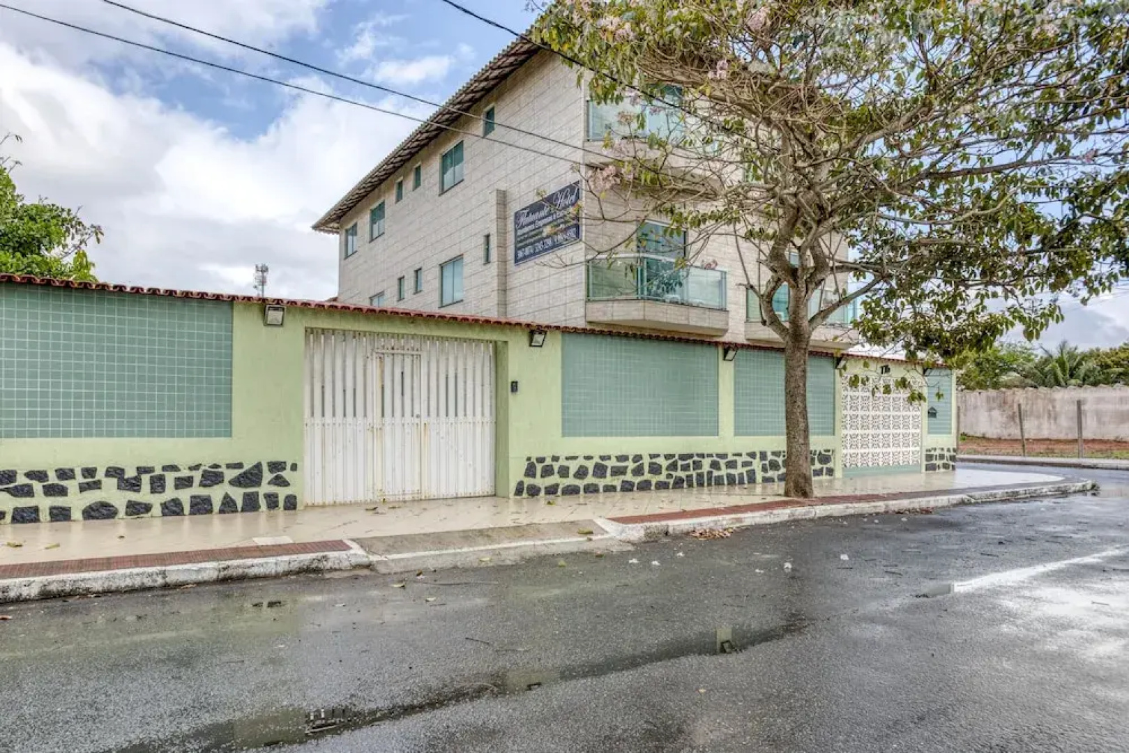 OYO Flutuante Hotel