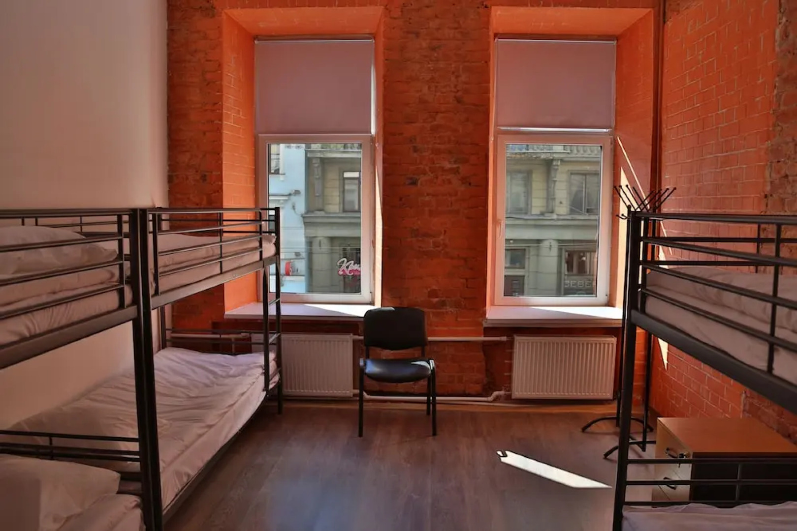 Art Lodging Houses