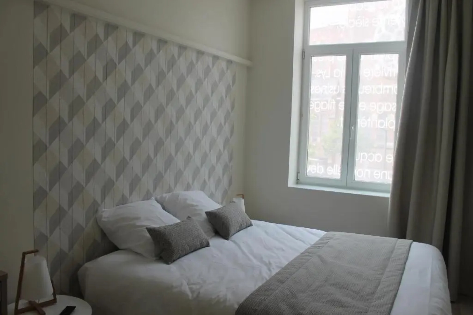 Les Chambres Du Fil Rouge