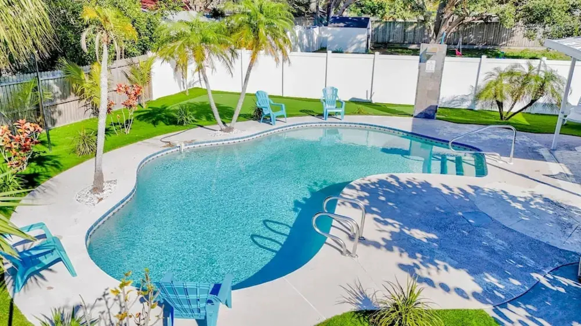 Tropical Paradise in Largo