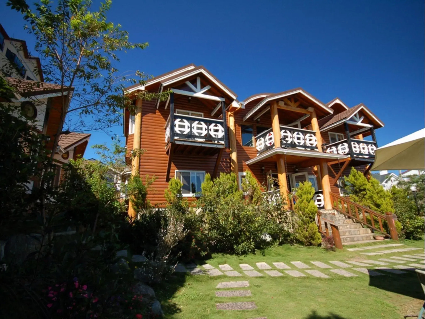Sea of Clouds Vacation Villa