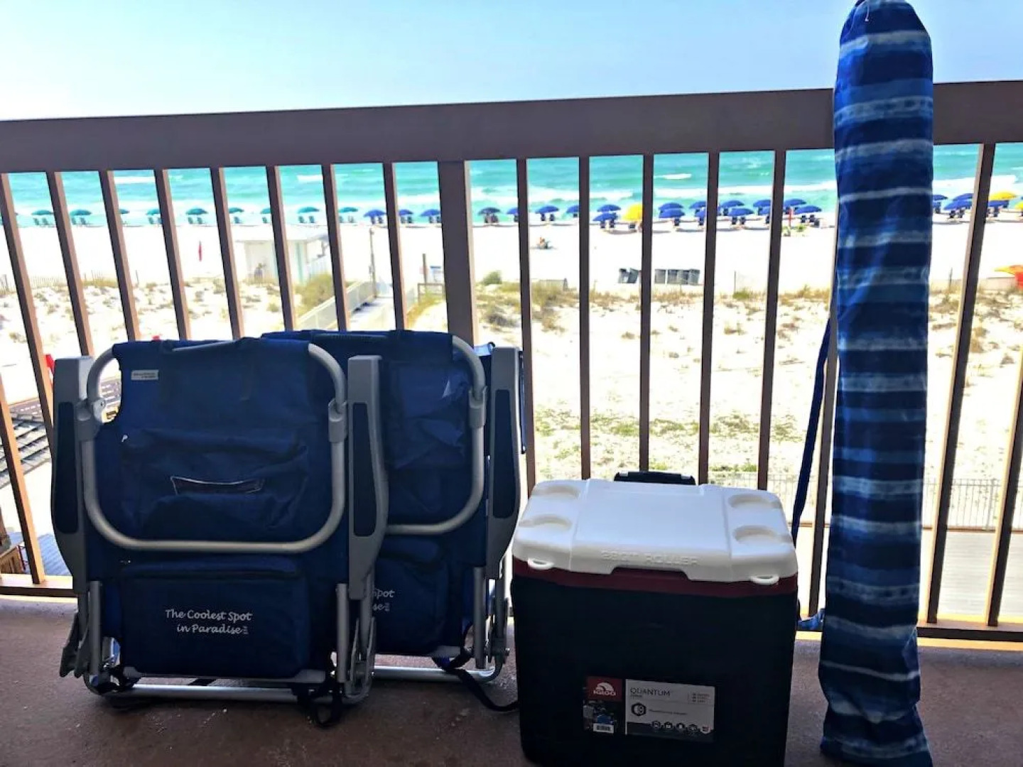 Pelican Beach Resort by Colasan