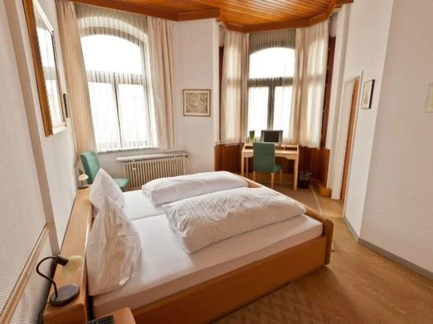 Hotel-Restaurant „Zur eisernen Hand“