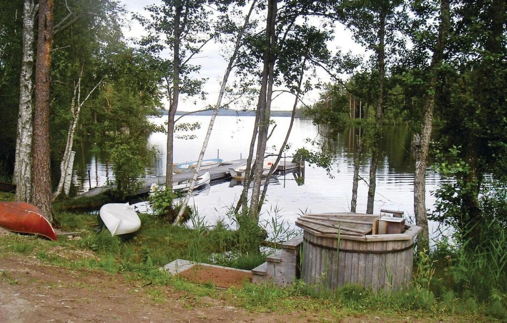 Stunning Home in Lammhult With 2 Bedrooms and Wifi