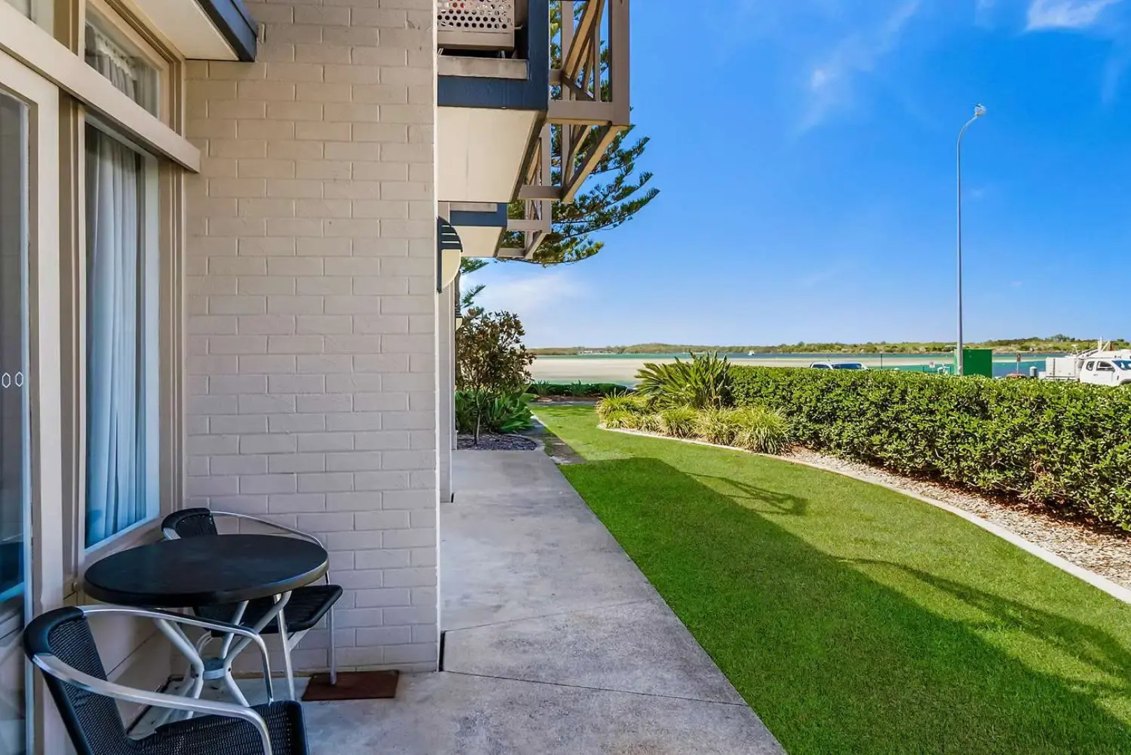 Comfort Resort Waters Edge