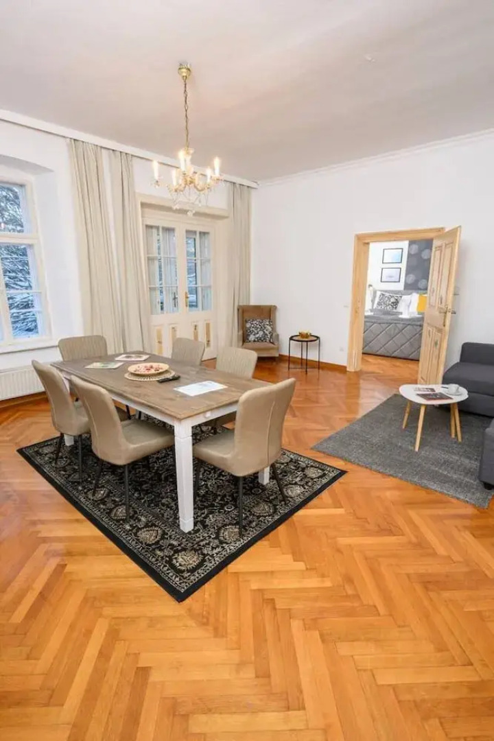 Spacious 2BR Stay for 6 Heart of Mödling