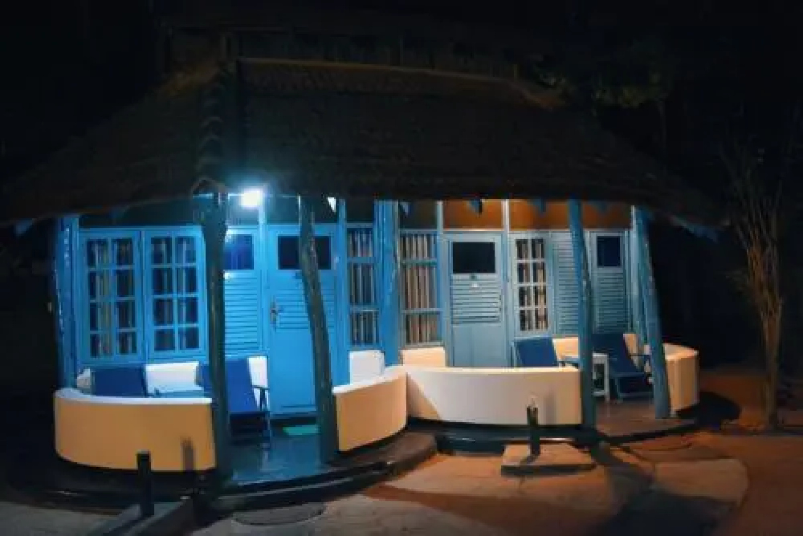 Tsunami Beach Hotel