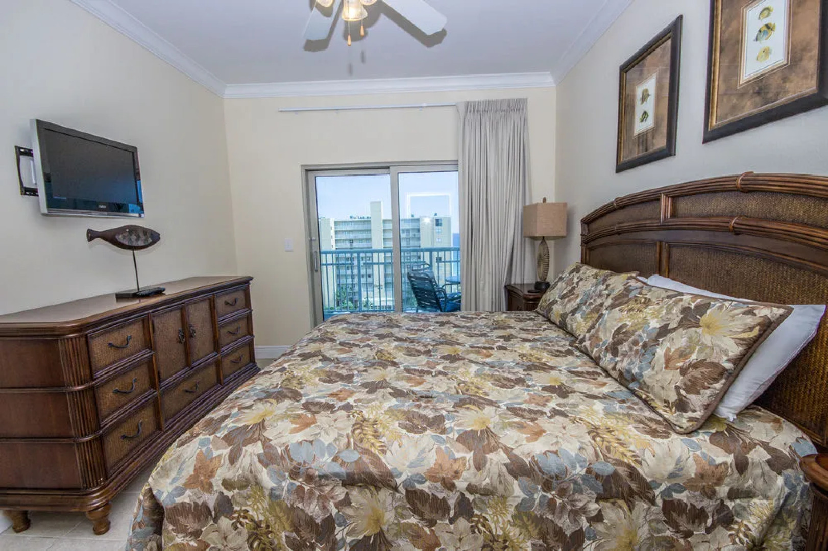 Crystal Tower By Youngs Sun Coast