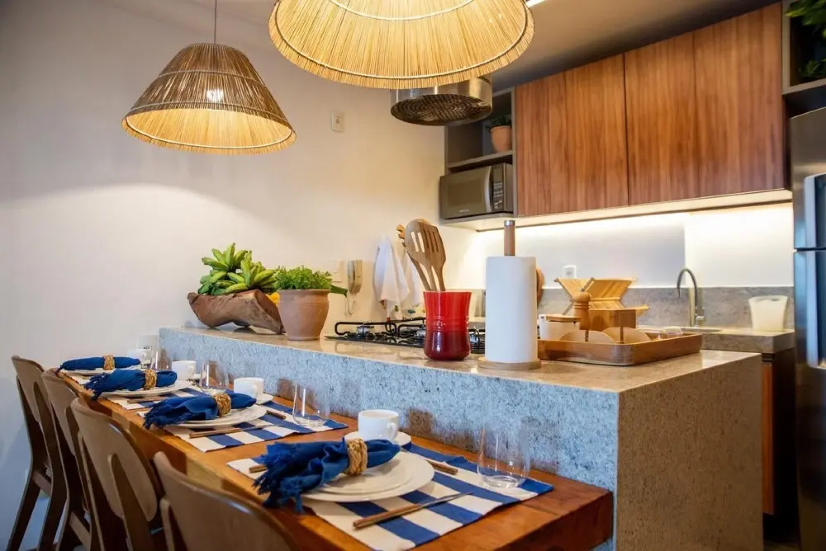 Cobertura Nica Beira-mar Barra Bali Resort