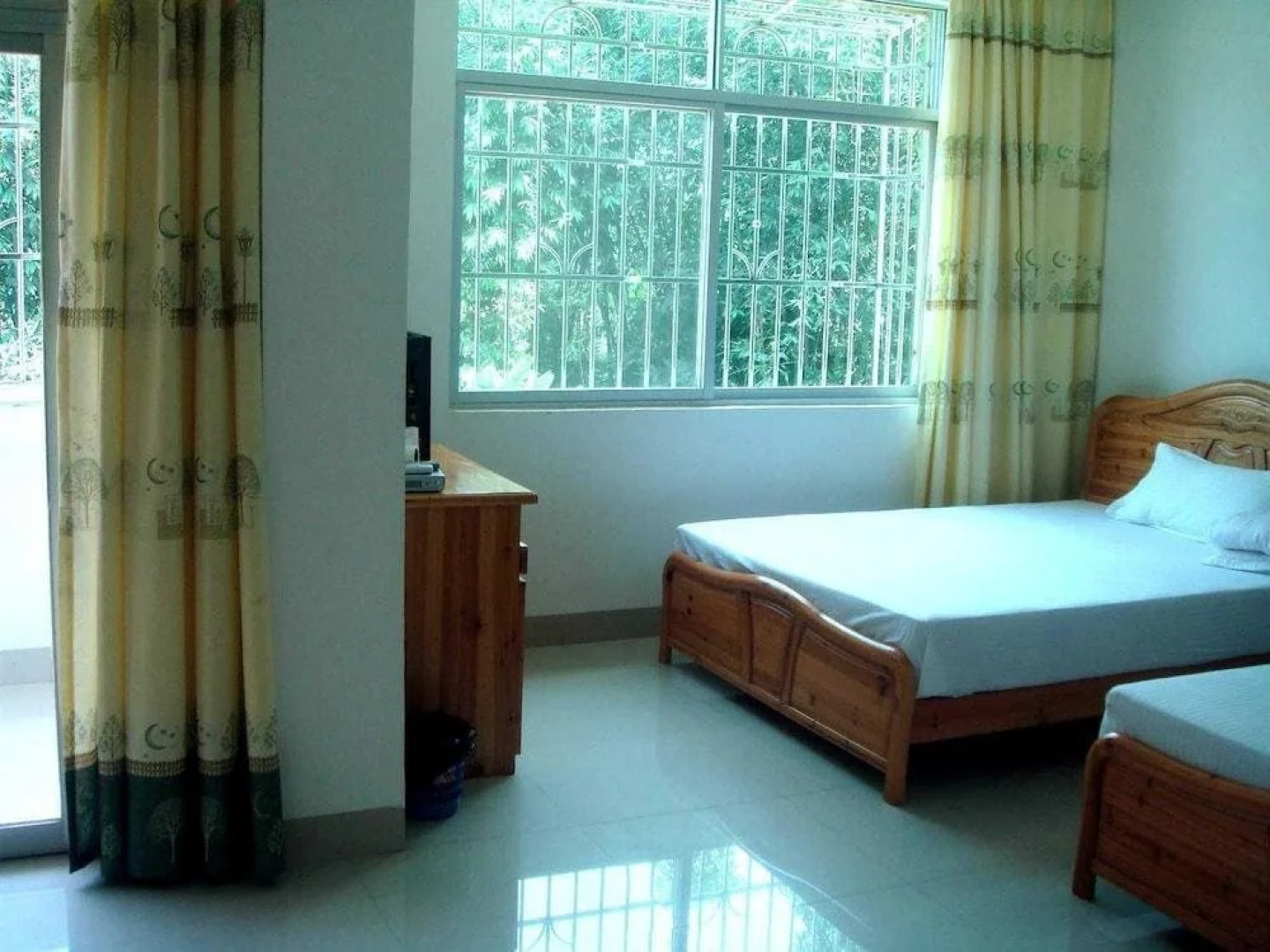 Danxia Impression Chain Inn